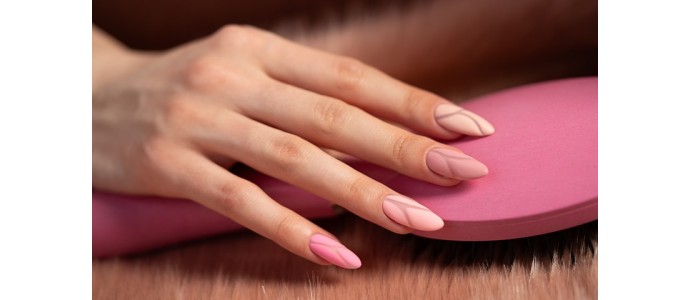SECRET OF LASTING MANICURE: WHY PRODUCT DETACH FROM THE NAIL PLATE